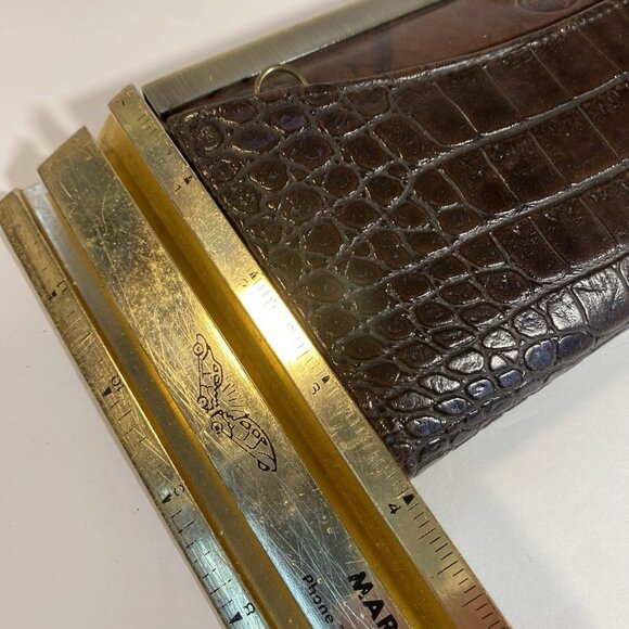 Buxton Woman's Coin Wallet Embossed Floral Detail Leather Brown 7.5” X 4” - Picture 7 of 7